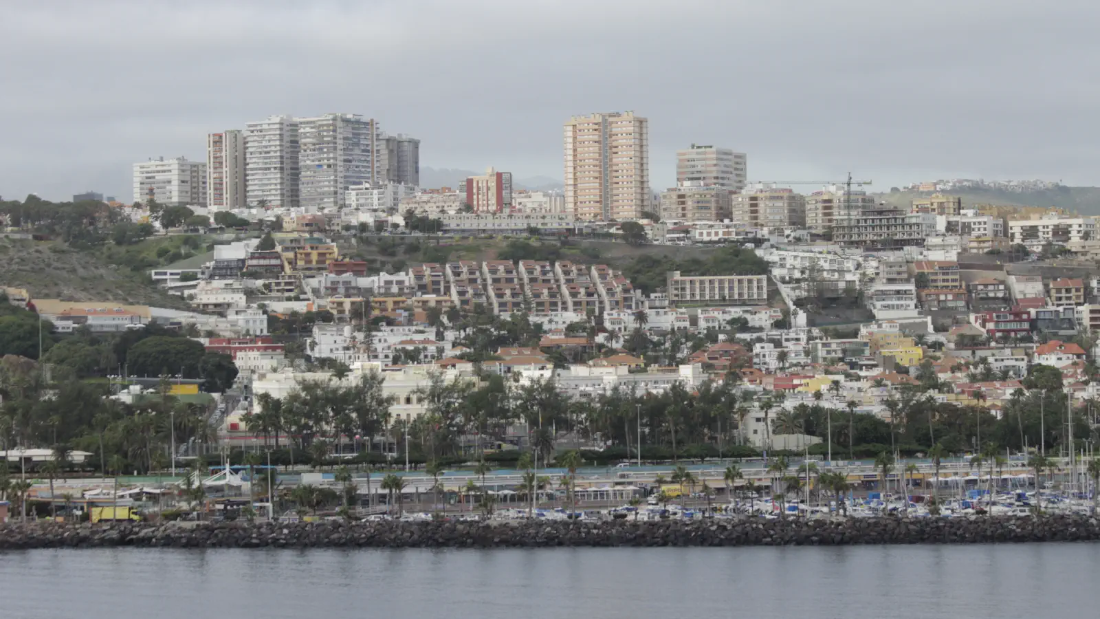 Vy på staden Las Palmas på Gran Canaria.
