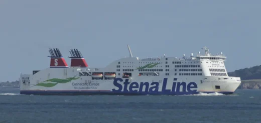 Stena Adveturer används på färjetrafiken mellan Holyhead i England och Dublin på Irland.